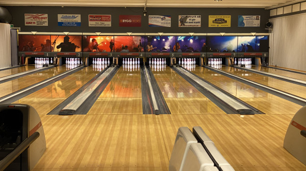 Bowlinghall med fullständiga rättigheter